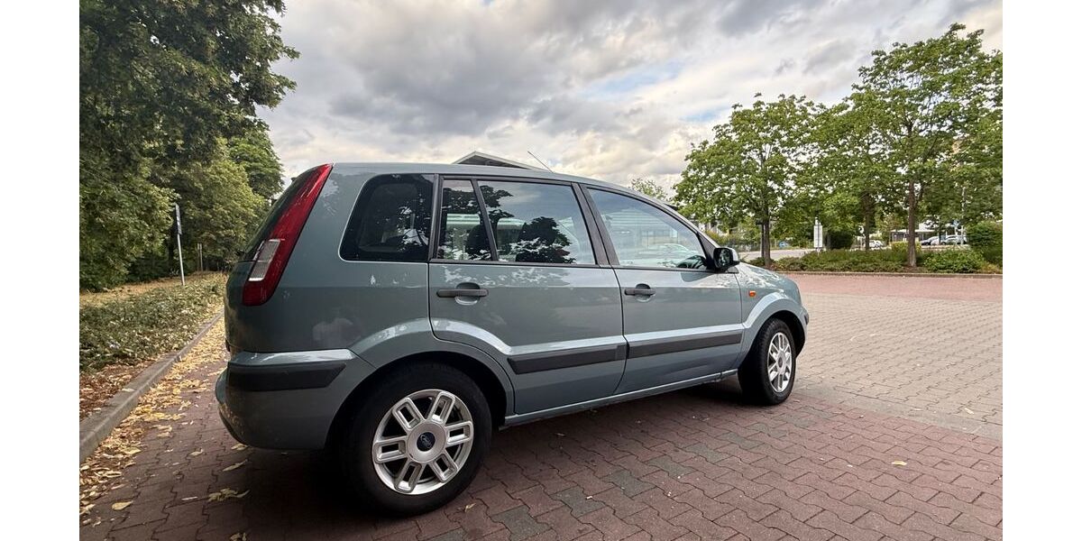 Ford Fusion 181.085 km 1.700 &euro; Nürnberg 90349