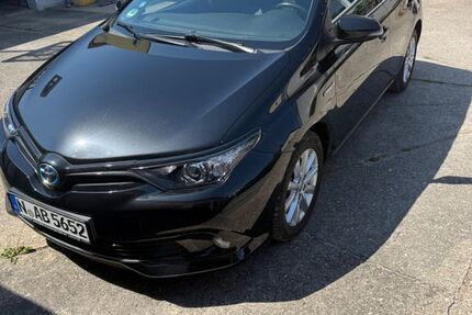Toyota Auris 35.000 km 15.580 &euro; Nürnberg 90475