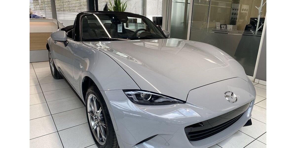Mazda MX-5 1.212 km 32.490 &euro; Zirndorf 90513