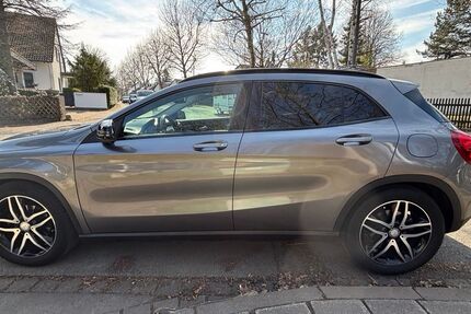 Mercedes-Benz GLA 200 141.000 km 14.400 &euro; Fürth 90768