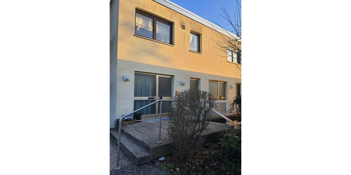 Erdgeschoßwohnung Fürth Bislohe - 1.5 Zimmer, 53 m&sup2;, 690&euro; | Angebot:25702408