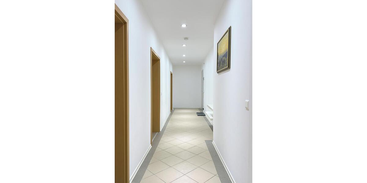 Etagenwohnung Nürnberg Eberhardshof - 5 Zimmer, 125 m&sup2;, 1.400&euro; | Angebot:25870518