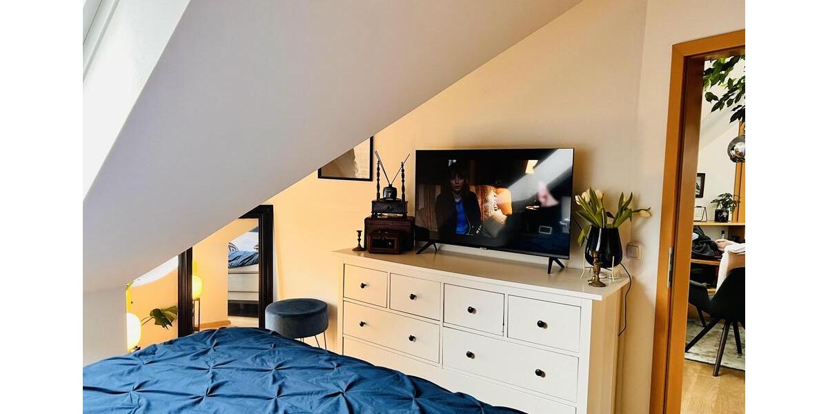 Dachgeschoßwohnung Nürnberg Hasenbuck - 3 Zimmer, 65 m&sup2;, 1.200&euro; | Angebot:26544452