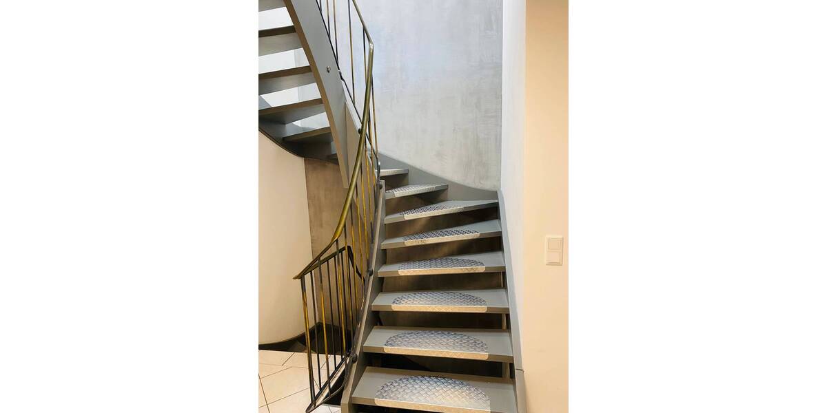 Etagenwohnung Fürth Dambach - 7 Zimmer, 165 m&sup2;, 525.000&euro; | Angebot:25668343