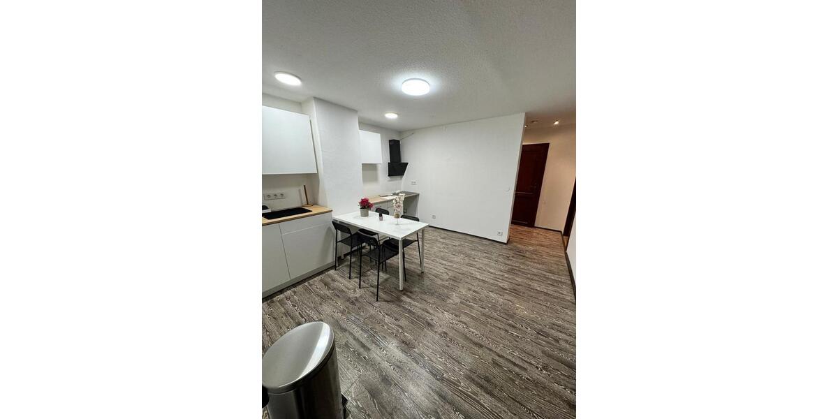 Etagenwohnung Fürth Altstadt - 1 Zimmer, 21 m&sup2;, 215&euro; | Angebot:25138076