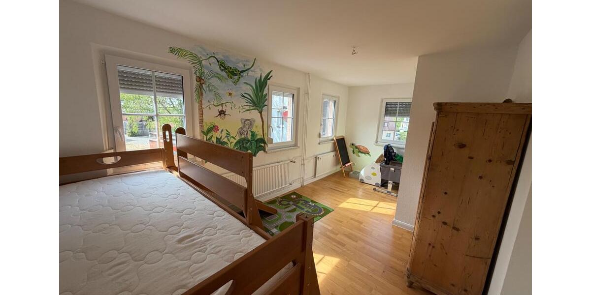 Einfamilienhaus Nürnberg Erlenstegen - 5 Zimmer, 135 m&sup2;, 1.600&euro; | Angebot:26645629