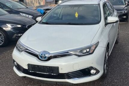 Toyota Auris 200.000 km 10.400 &euro; Fürth 90763