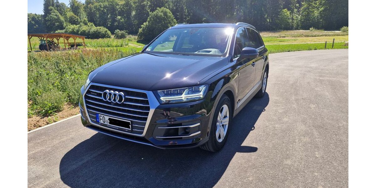 Audi Q7 90.500 km 43.400 &euro; Gräfenberg 91322