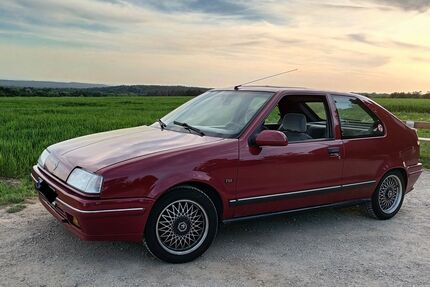 Renault R 19 158.934 km 1.790 &euro; Stein 90547