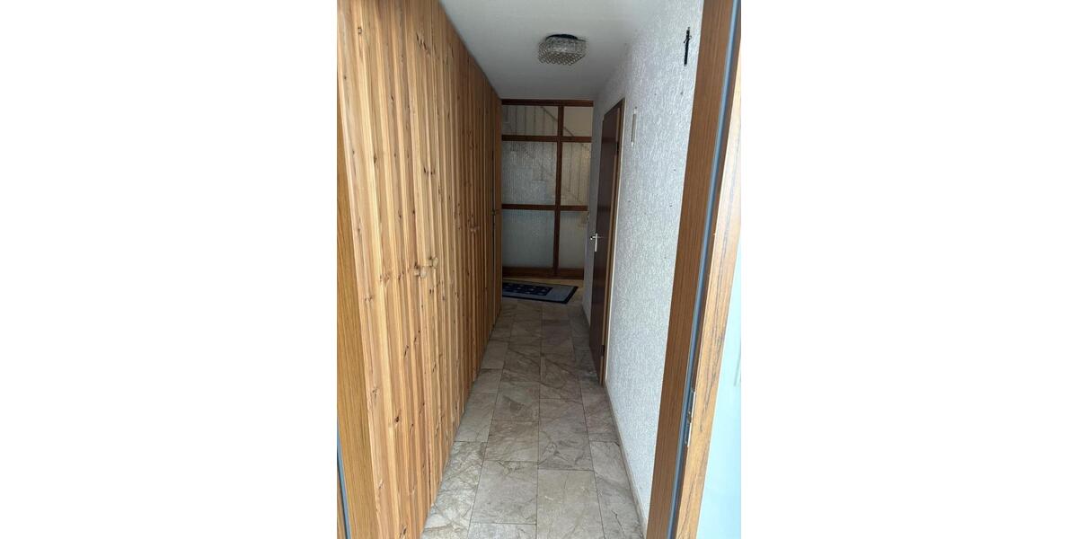 Etagenwohnung Kunreuth - 3 Zimmer, 98 m&sup2;, 700&euro; | Angebot:25546646