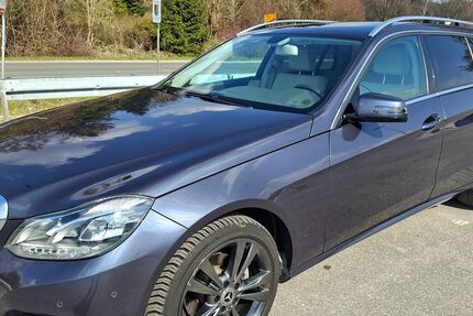 Mercedes-Benz E 200 72.200 km 19.990 &euro; Nürnberg 90475