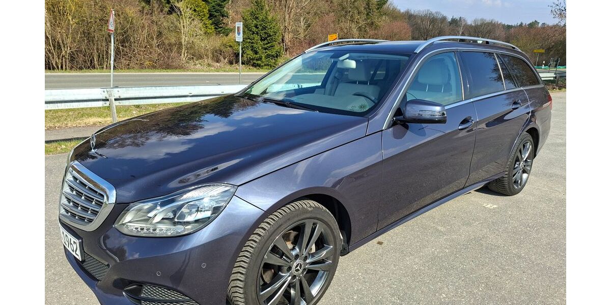 Mercedes-Benz E 200 72.200 km 19.990 &euro; Nürnberg 90475