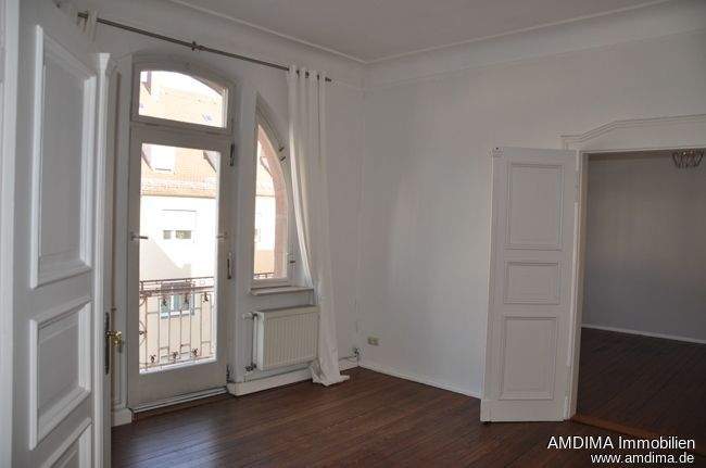 Etagenwohnung Nürnberg Gleißhammer - 6 Zimmer, 160 m&sup2;, 1.490&euro; | Angebot:25896001