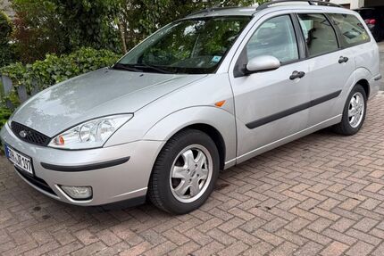 Ford Focus 143.220 km 2.300 &euro; Herzogenaurach 91074