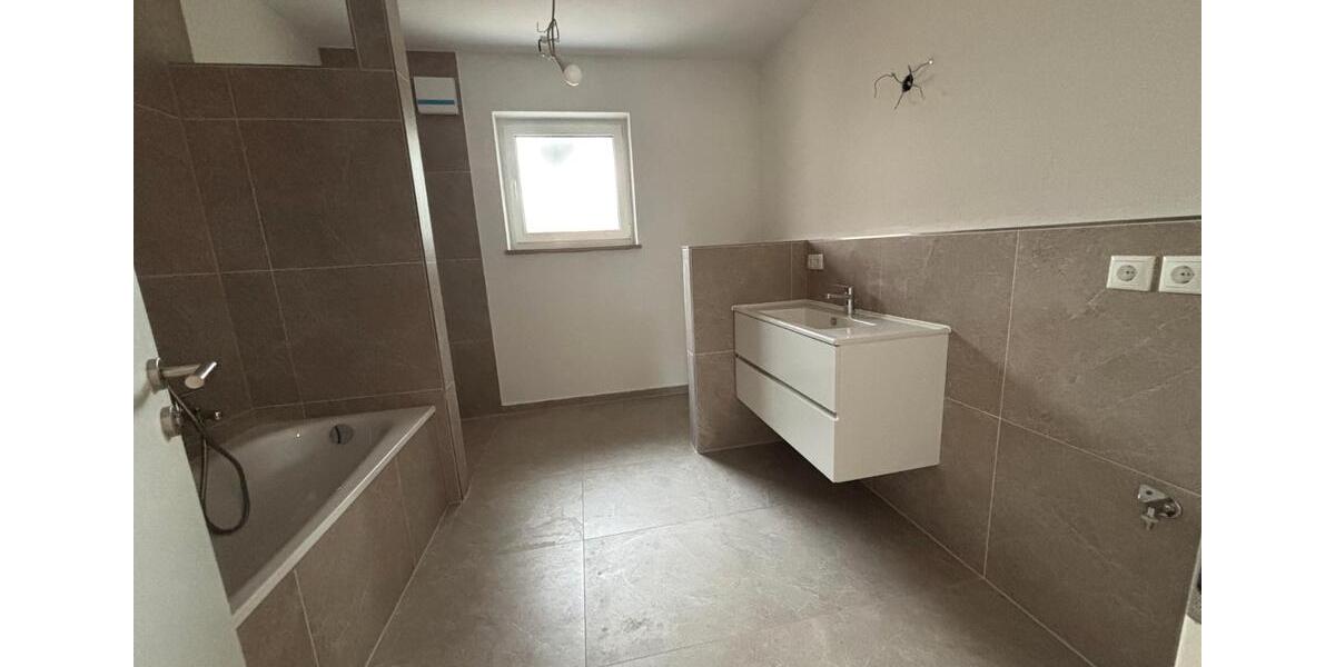 Etagenwohnung Fürth Atzenhof - 3 Zimmer, 98 m&sup2;, 1.552&euro; | Angebot:26337871