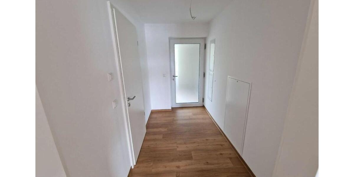 Etagenwohnung Neuendettelsau - 2 Zimmer, 65 m&sup2;, 710&euro; | Angebot:25415410