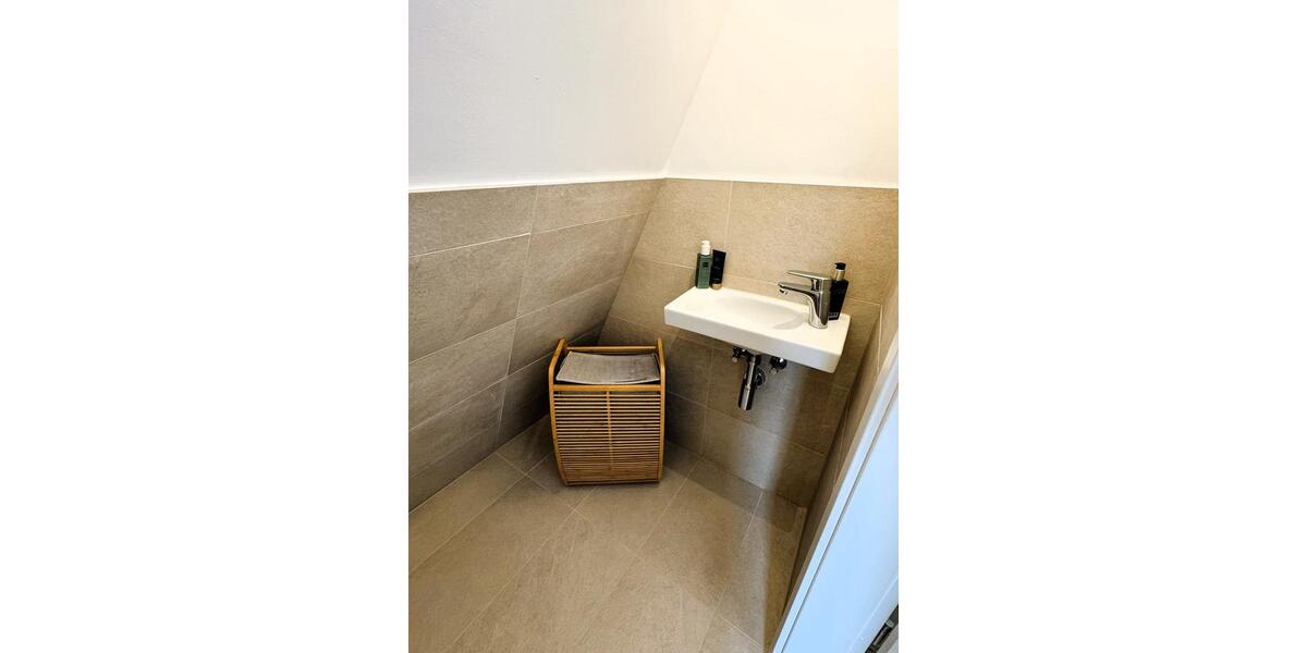 Dachgeschoßwohnung Forchheim - 2 Zimmer, 65 m&sup2;, 880&euro; | Angebot:26562498