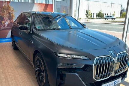 BMW M760 6.197 km 126.870 &euro; Erlangen 91058