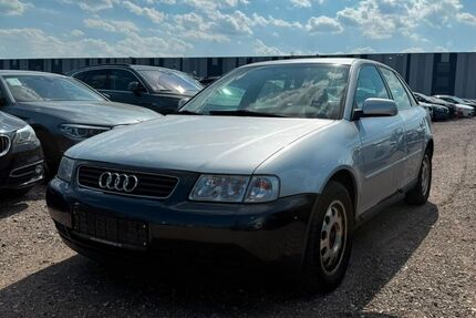 Audi A3 301.000 km 890 &euro; Buchschwabach bei Nürnberg 90574