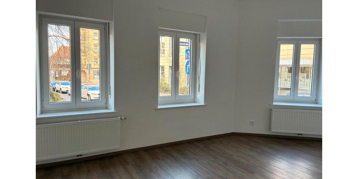 Erdgeschoßwohnung Fürth Altstadt - 4 Zimmer, 103 m&sup2;, 1.250&euro; | Angebot:26462969