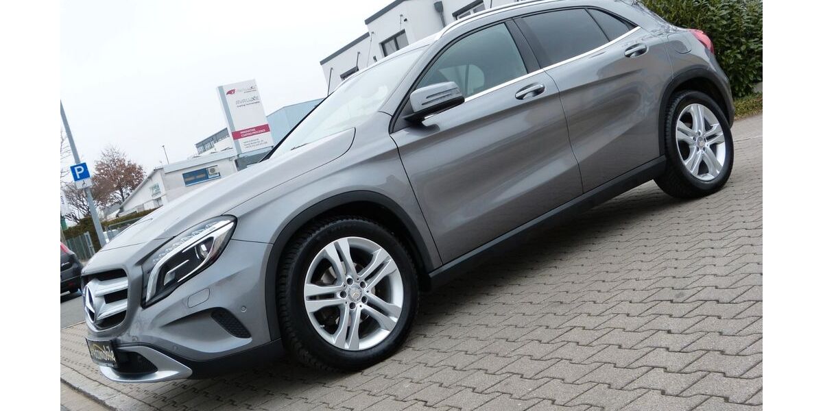 Mercedes-Benz GLA 200 57.000 km 19.490 &euro; Fürth 90763