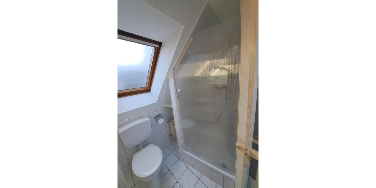 Dachgeschoßwohnung Fürth Eigenes Heim - 1 Zimmer, 25 m&sup2;, 482&euro; | Angebot:25476077