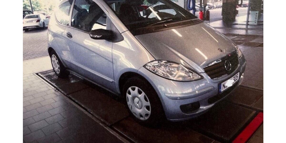 Mercedes-Benz A 150 115.000 km 3.200 &euro; Nürnberg 90427