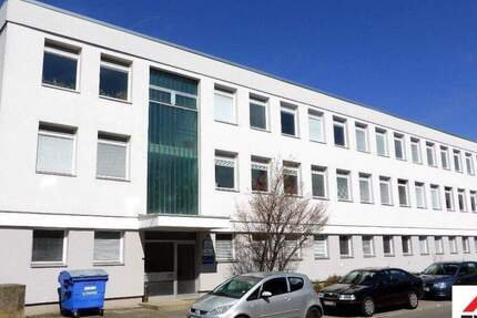 Gewerbeobjekt Nürnberg Maiach - 5 Zimmer, 185 m&sup2;, 1.200&euro; | Angebot:25695763