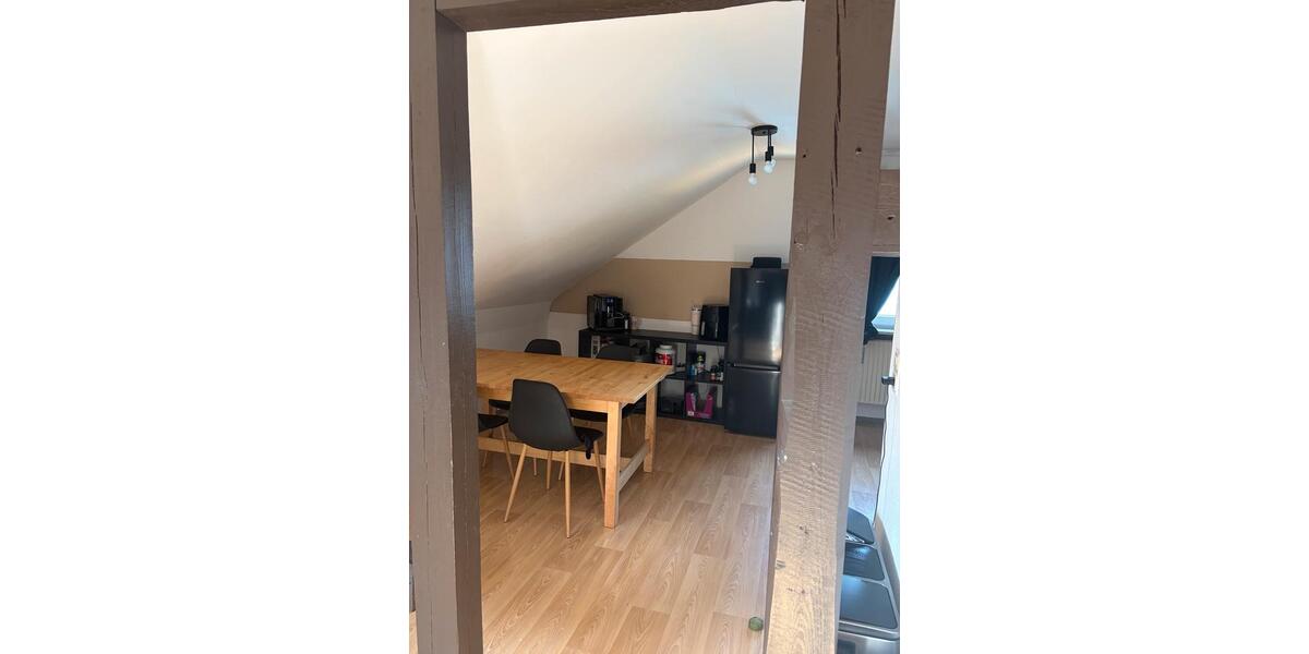 Dachgeschoßwohnung Neustadt an der Aisch - 4 Zimmer, 90 m&sup2;, 1.020&euro; | Angebot:25539728