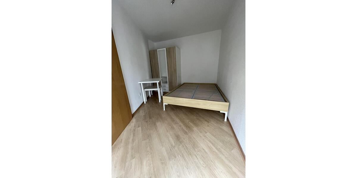 Etagenwohnung Lauf an der Pegnitz - 1.5 Zimmer, 42 m&sup2;, 590&euro; | Angebot:25841289