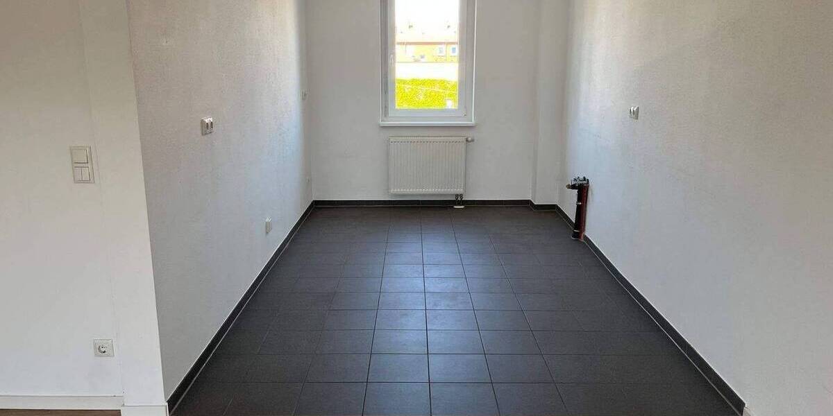 Etagenwohnung Fürth Südstadt - 2 Zimmer, 73 m&sup2;, 895&euro; | Angebot:26833326