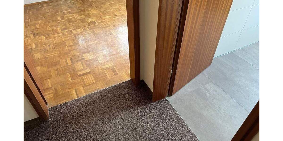 Etagenwohnung Nürnberg Zerzabelshof - 4 Zimmer, 115 m&sup2;, 1.350&euro; | Angebot:25770489