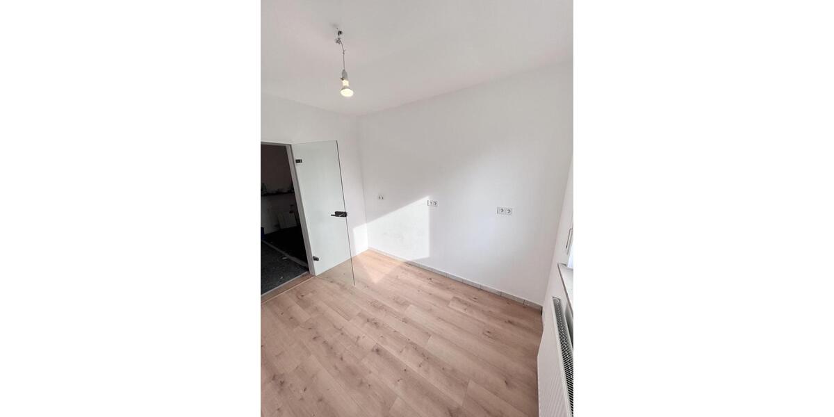 Etagenwohnung Fürth Bislohe - 3 Zimmer, 78 m&sup2;, 1.100&euro; | Angebot:25918697
