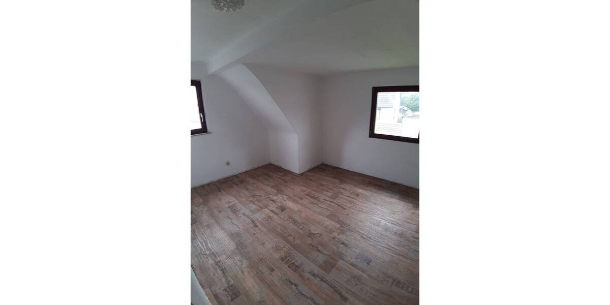 Einfamilienhaus Zirndorf - 6 Zimmer, 130 m&sup2;, 650.000&euro; | Angebot:25662806