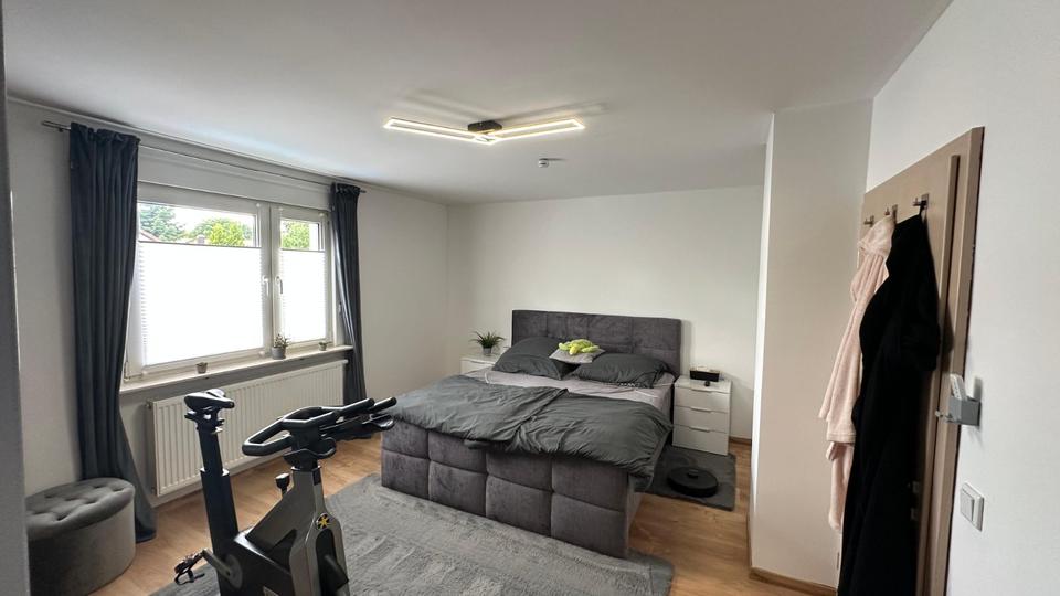 Dachgeschoßwohnung Schwabach - 3 Zimmer, 80 m&sup2;, 1.020&euro; | Angebot:25925057