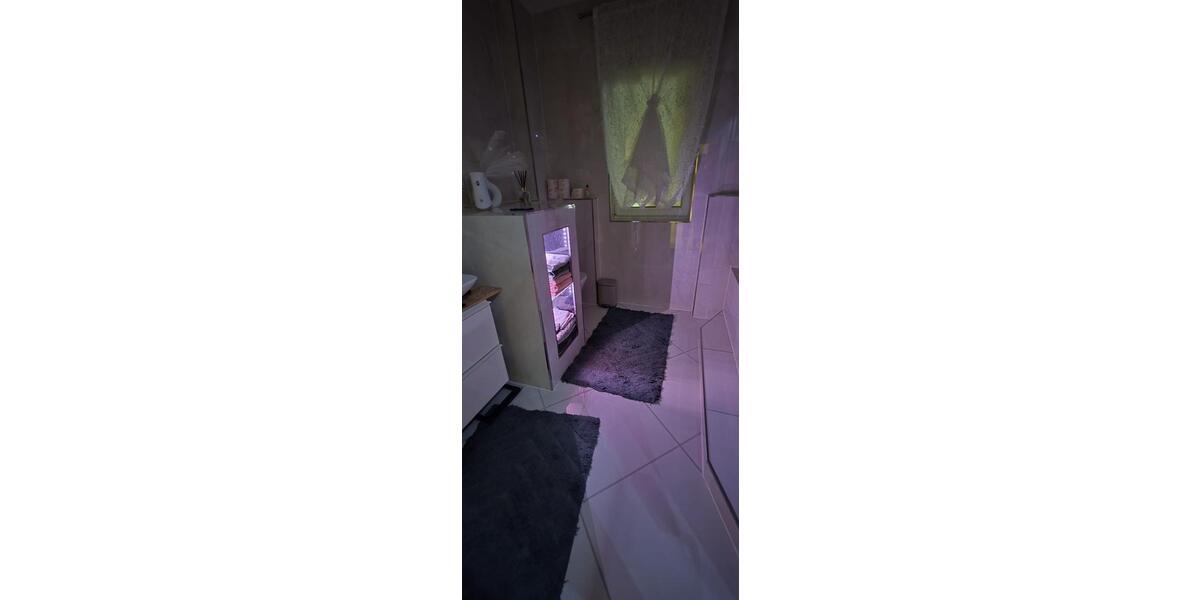Etagenwohnung Fürth Atzenhof - 3 Zimmer, 110 m&sup2;, 2.100&euro; | Angebot:24370177