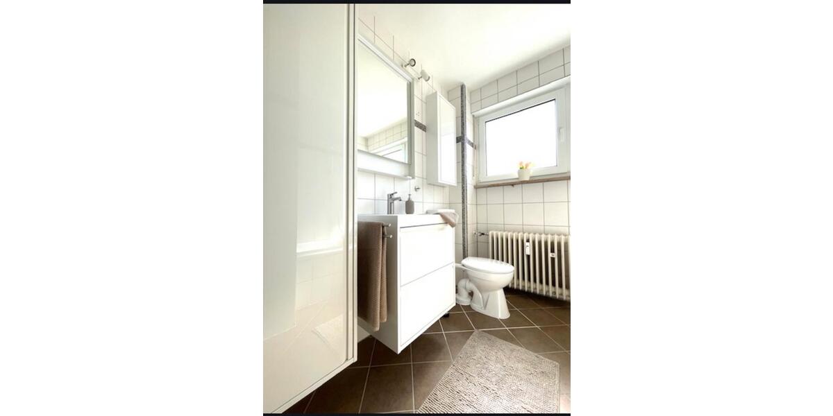 Etagenwohnung Nürnberg Erlenstegen - 2 Zimmer, 65 m&sup2;, 1.095&euro; | Angebot:25964159