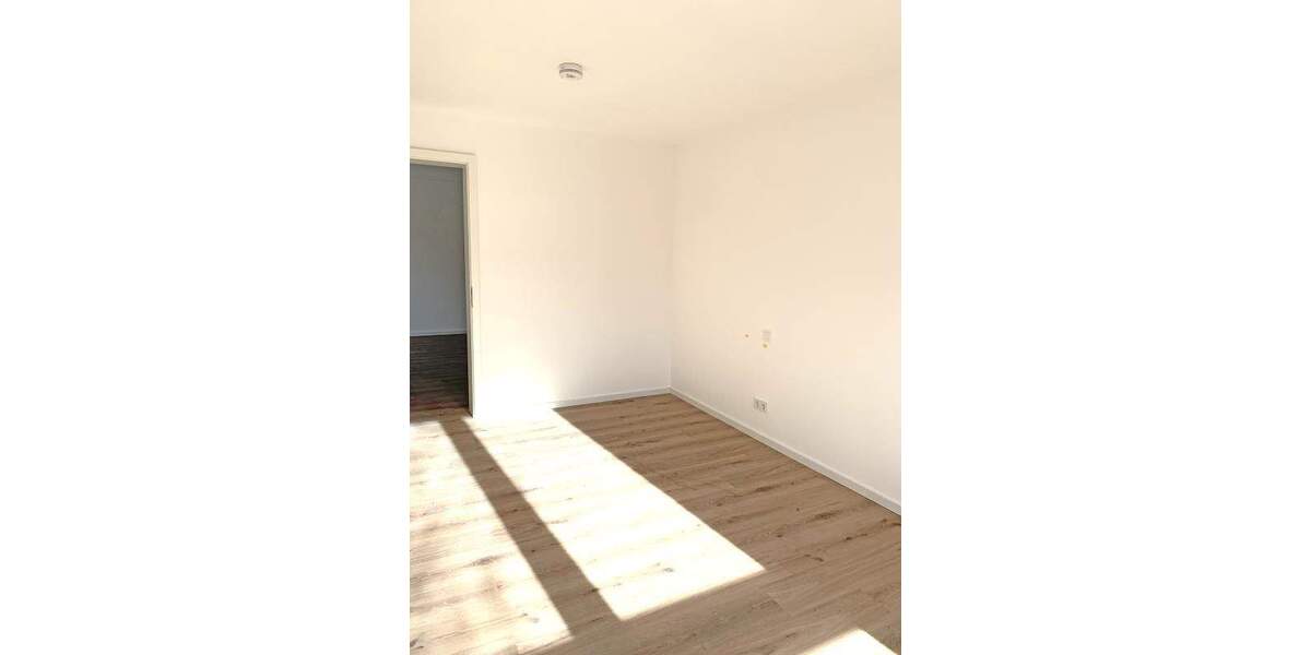 Etagenwohnung Nürnberg Schweinau - 2 Zimmer, 53 m&sup2;, 1.114&euro; | Angebot:25683963