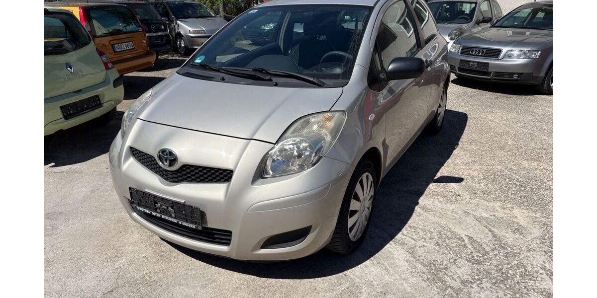 Toyota Yaris 211.986 km 1.000 &euro; Nürnberg 90427