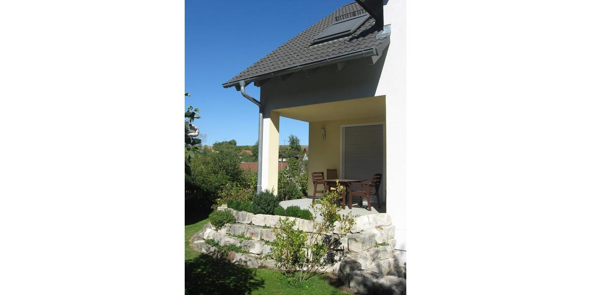 Etagenwohnung Pyrbaum - 2 Zimmer, 50 m&sup2;, 350&euro; | Angebot:26618020