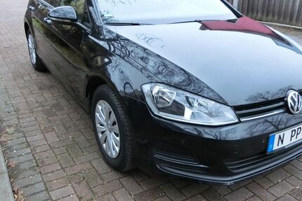 VW Golf 44.980 km 11.800 &euro; Nürnberg 90471