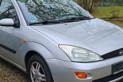Ford Focus 255.000 km 800 &euro; Schwabach 91126