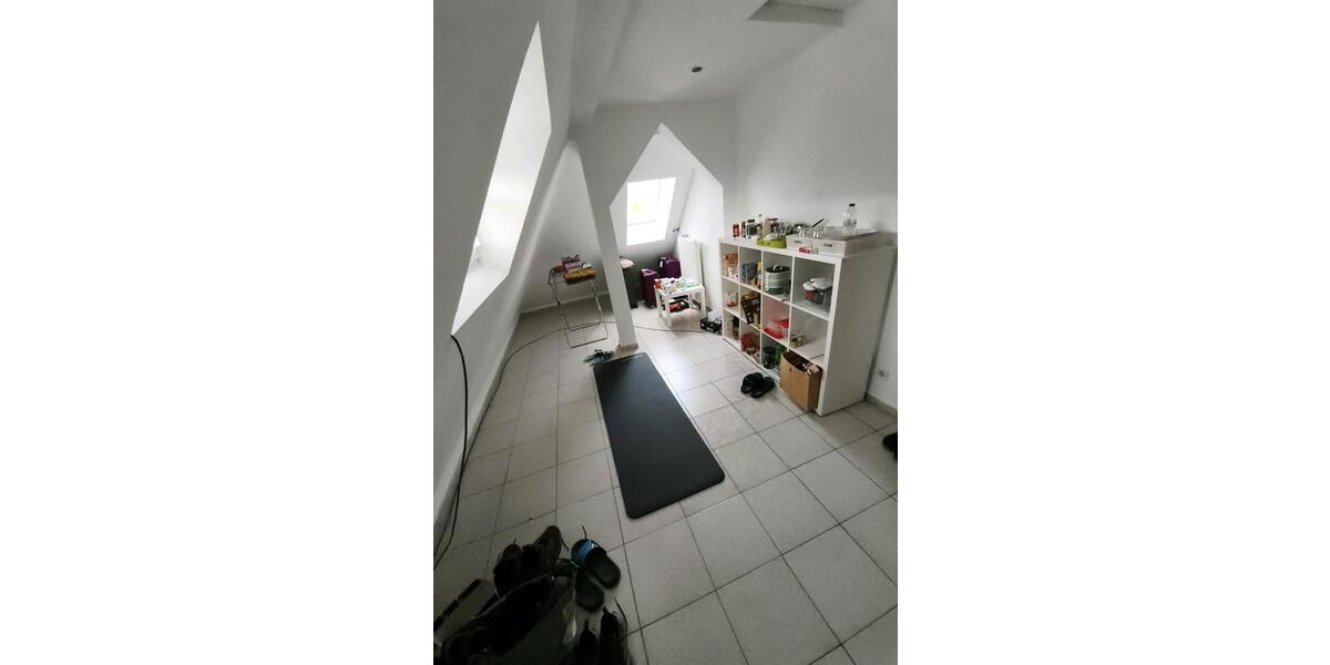 Dachgeschoßwohnung Erlangen Am Anger - 2 Zimmer, 65 m&sup2;, 850&euro; | Angebot:26147935