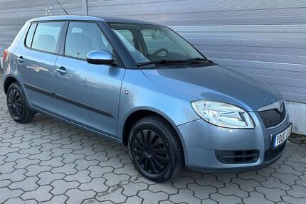 Skoda Fabia 111.274 km 2.999 &euro; Fürth 90763