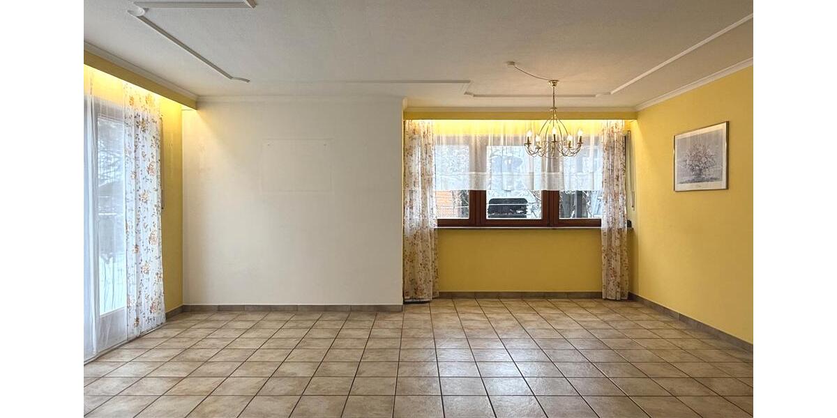 Einfamilienhaus Nürnberg Holzheim - 6 Zimmer, 200 m&sup2;, 2.200&euro; | Angebot:24791846