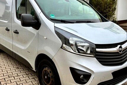 Opel Vivaro 240.000 km 6.900 &euro; Nürnberg 90471
