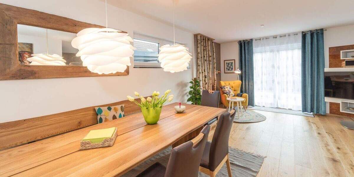 Doppelhaushälfte Oberreichenbach - 6 Zimmer, 196 m&sup2;, 2.490&euro; | Angebot:25665850