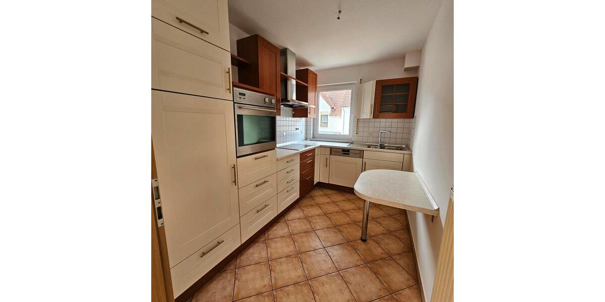 Etagenwohnung Fürth Südstadt - 3 Zimmer, 85 m&sup2;, 1.450&euro; | Angebot:25925053