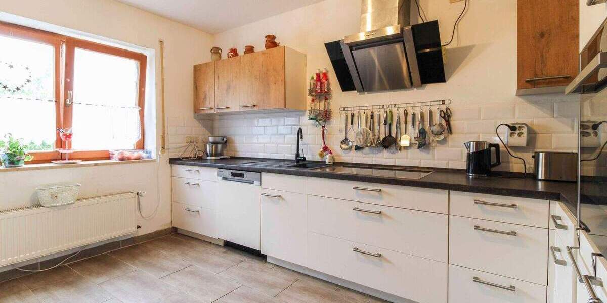 Einfamilienhaus Büchenbach - 8 Zimmer, 455.000&euro; | Angebot:25879113