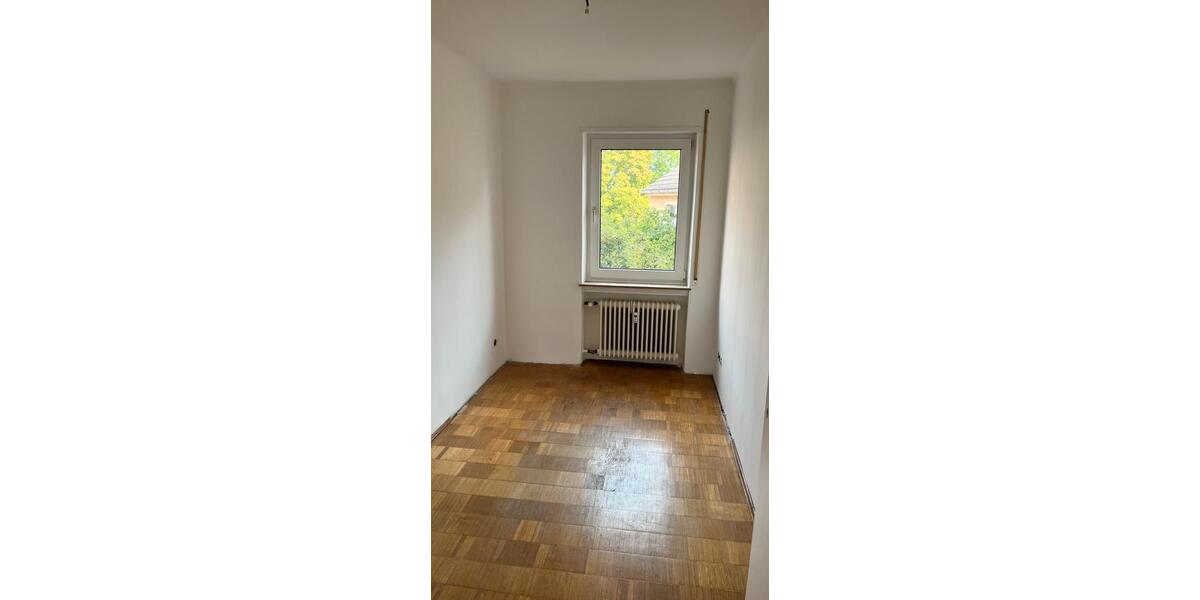 Etagenwohnung Nürnberg Sankt Leonhard - 4 Zimmer, 80 m&sup2;, 720&euro; | Angebot:27609555